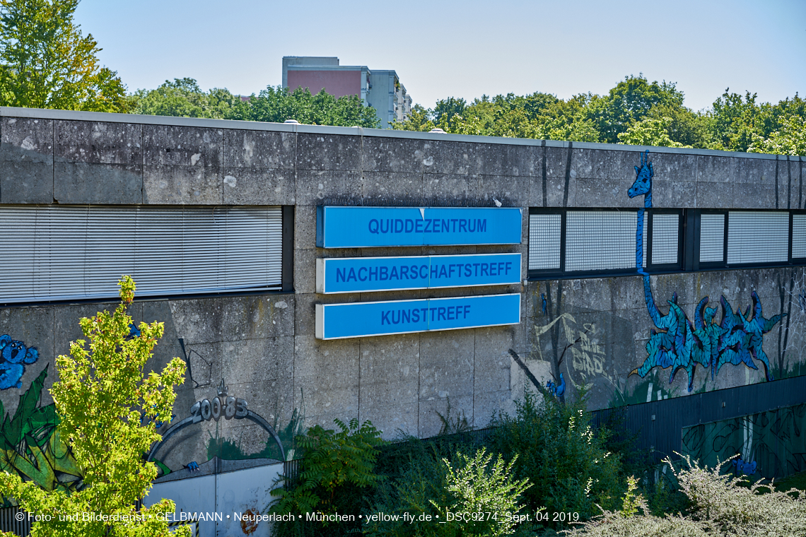 04.09.2019 - Einkaufs- und Wohnzentrum Quiddestraße in Neuperlach